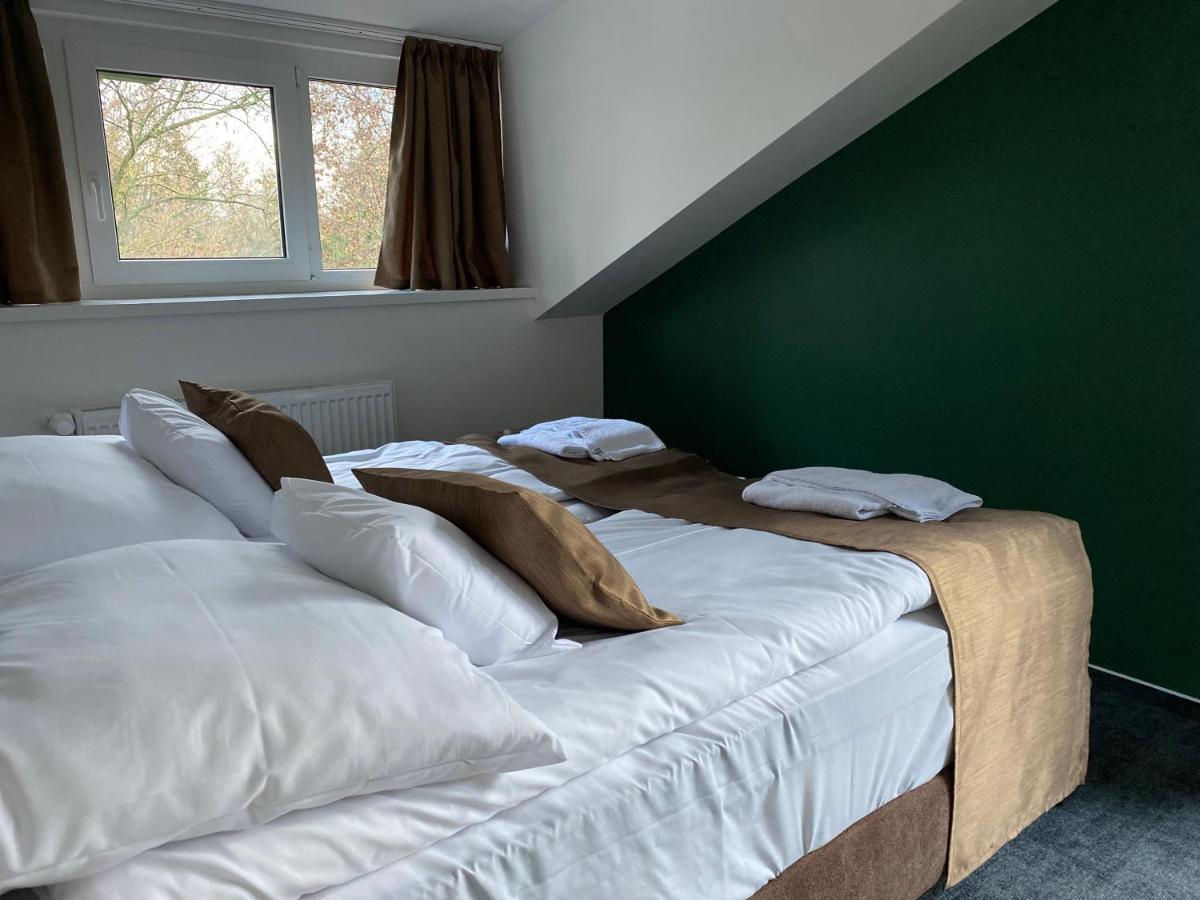 Bicske A Fogado B&B 외부 사진