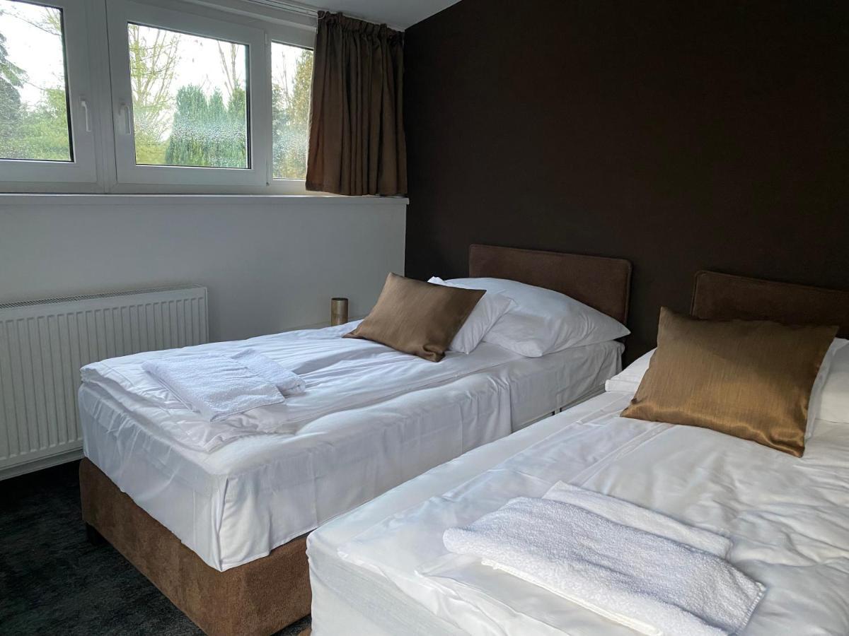Bicske A Fogado B&B 외부 사진