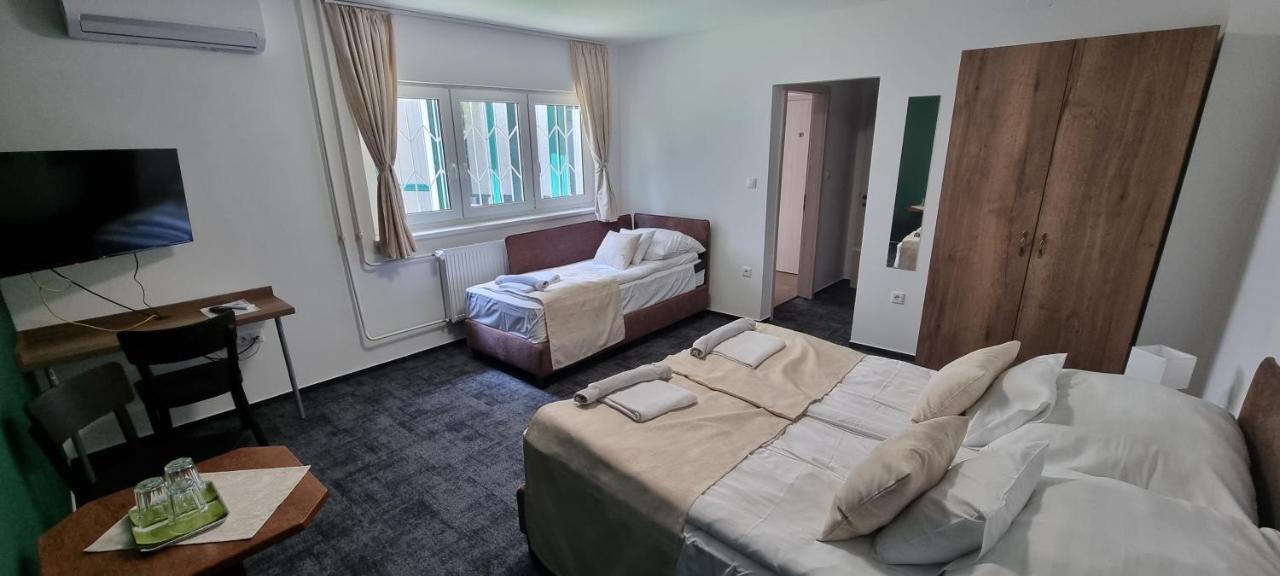 Bicske A Fogado B&B 외부 사진