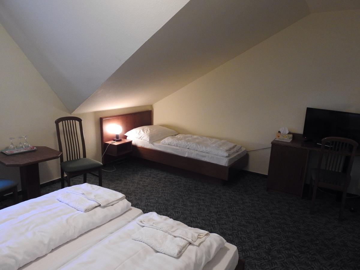 Bicske A Fogado B&B 외부 사진